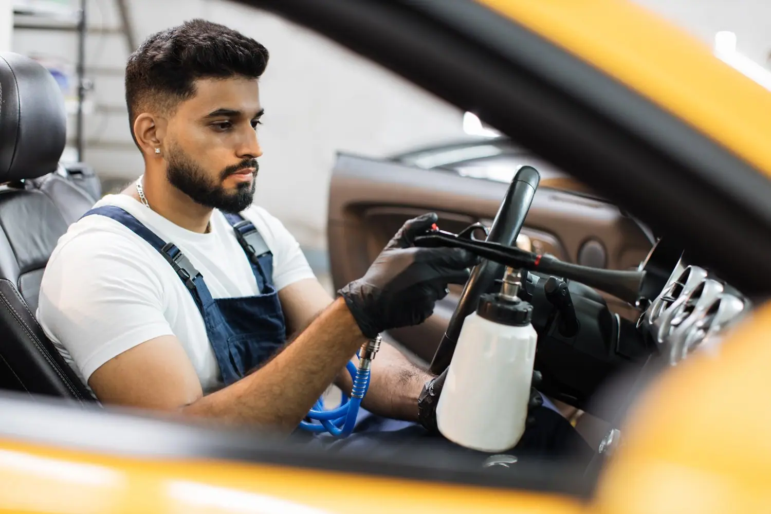 Organizacja pokazów car detailingu - budowanie społeczności